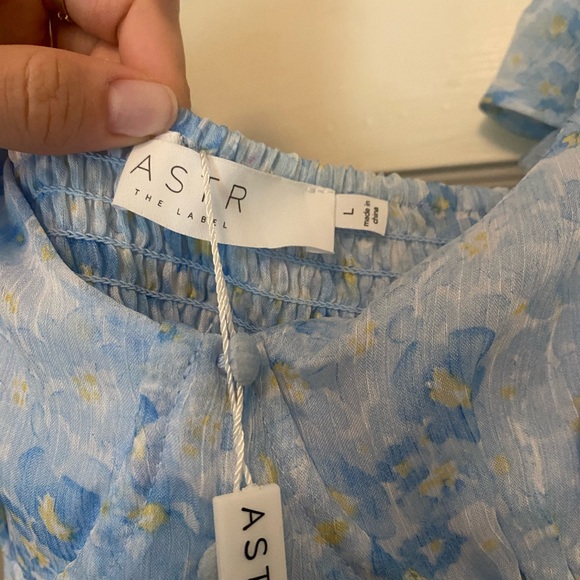 ASTR Midsummer Floral Tiered Maxi Dress Blue floral - Picture 6 of 7